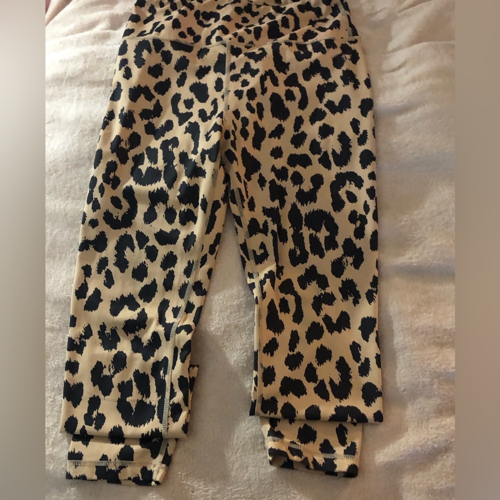 Oversized leggings hardly even used